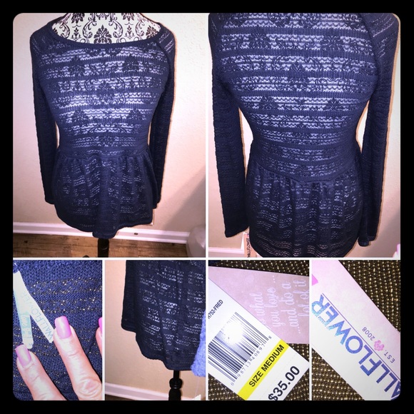 Wallflower Tops - NWT Wallflower Navy blue size medium peasant shirt